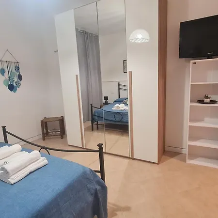 Apartamento Linea Blu Intero Appartamento Due Camere, Vicino Stazione, Porto E Parcheggi Auto La Spezia